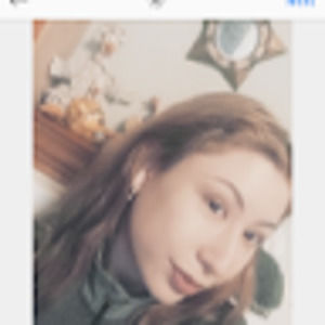 Meet your Posher, Elise